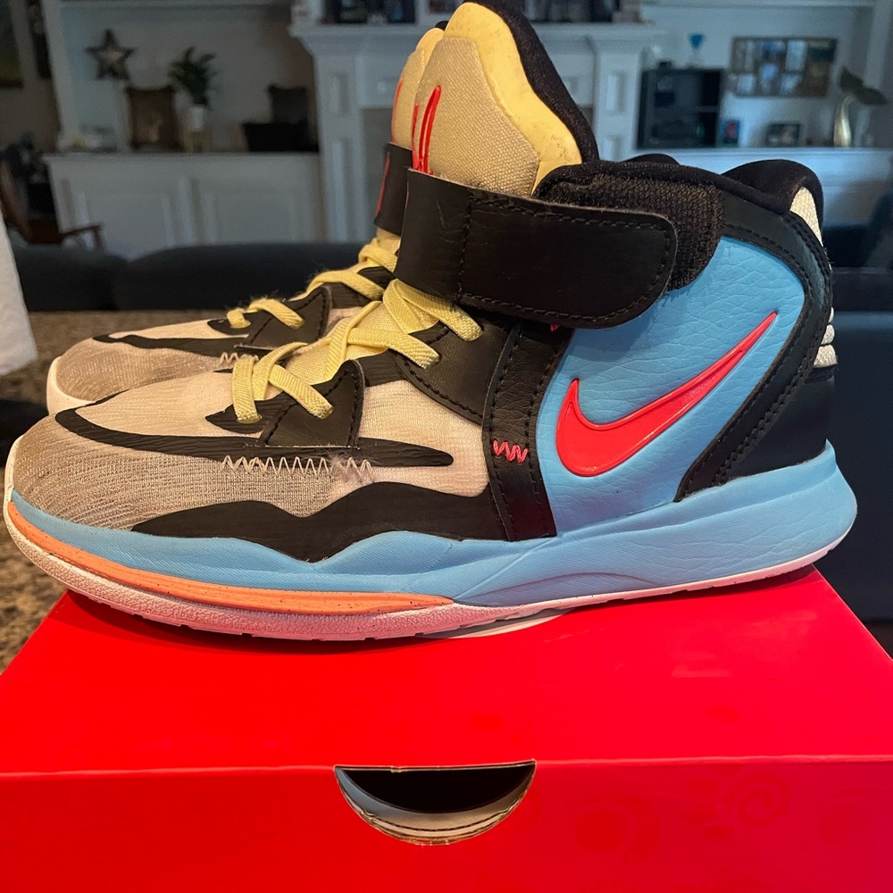 Kyrie Infinity SE youth size 2